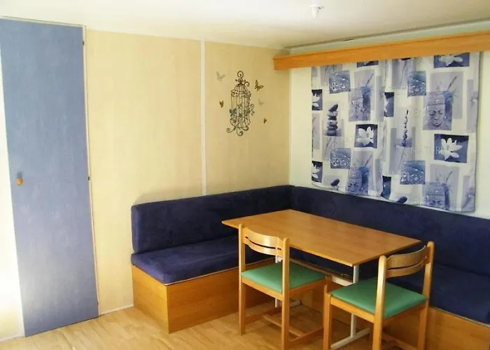 3 Etoiles - Piscine - Ccbfeb0 3*